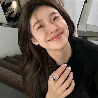 小可怜被偷人生，顶级家族来团宠